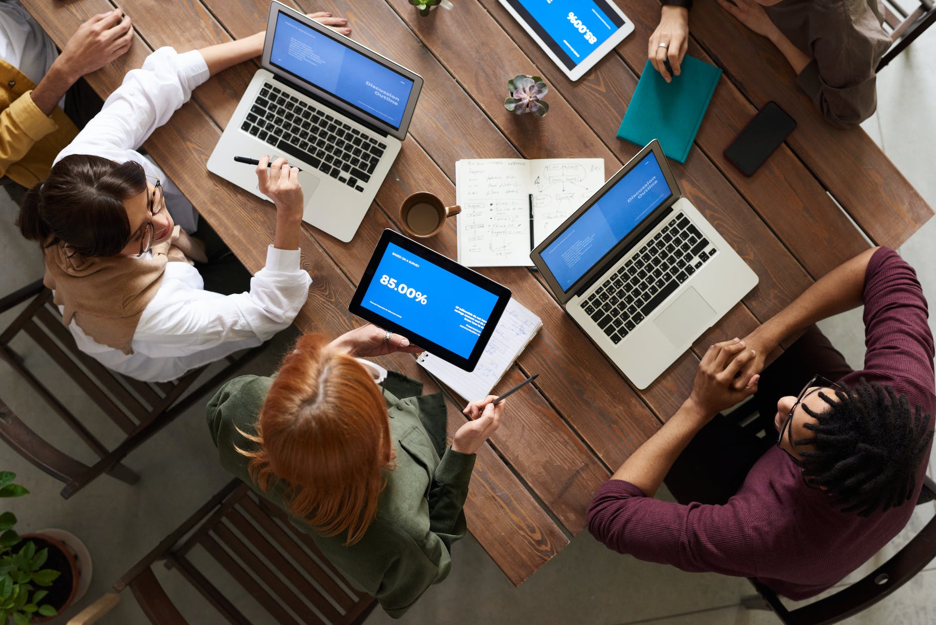 Mastering Contractor Management for Efficient Project Success in Software Development